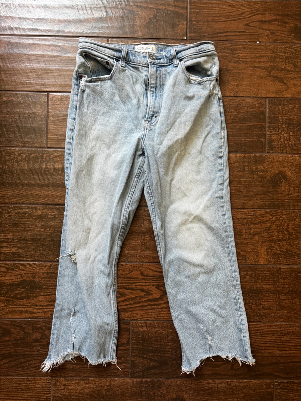 Abercrombie & Fitch ’90s High Rise Kick Flare Jeans Size 29 Light Wash Raw Hem